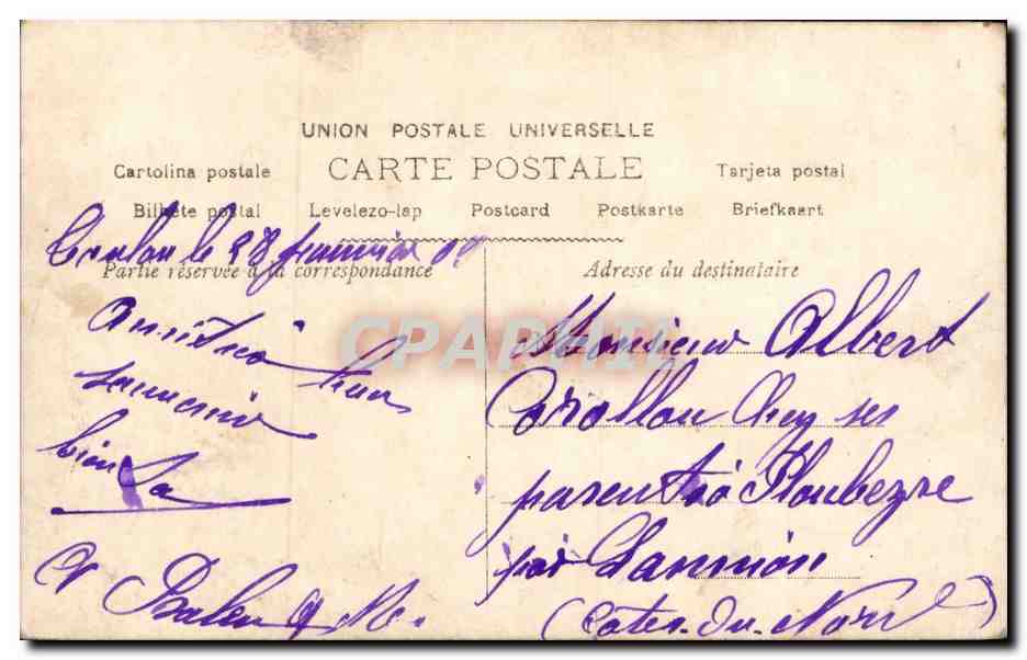 Fantaisie - Femmes - Woman in wild clothing Demours De Villers - CPA  — Verso