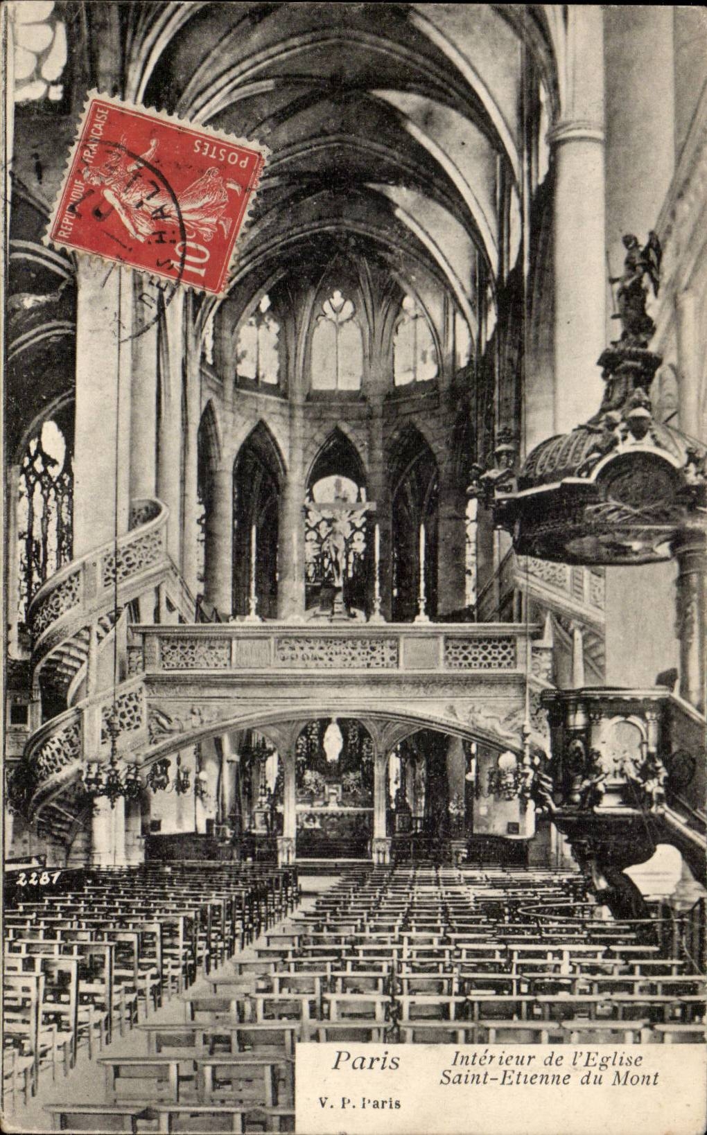 CPA Paris Interieur de l'eglise Saint Etienne du Mont