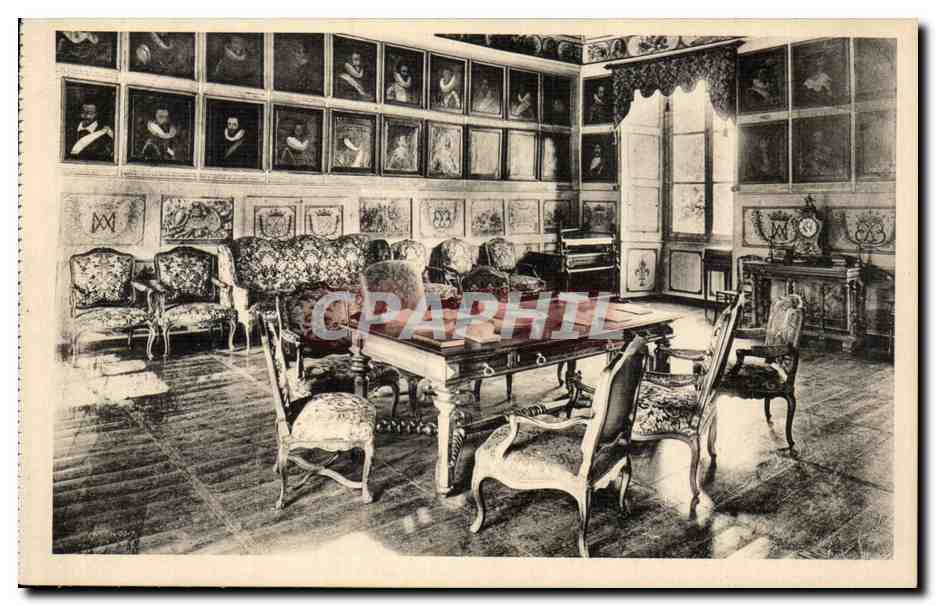 CPA Chateau de Bussy Rabutin Salon des hommes de guerre