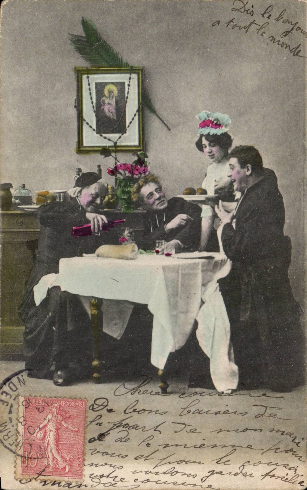 CPA Fantaisie Cure a table alcool Folklore Costume
