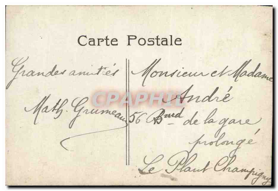 Jeune femme en robe lilas et chapeau à plumes — DOL n°161 — Achterkant