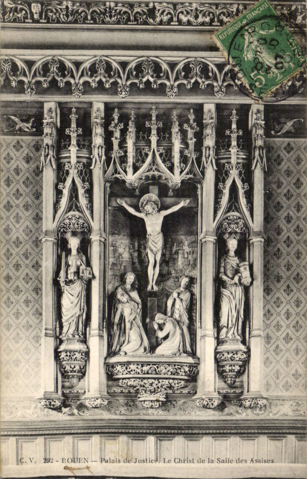 Rouen CPA Palais de justice Le Christ de la salle des Assises