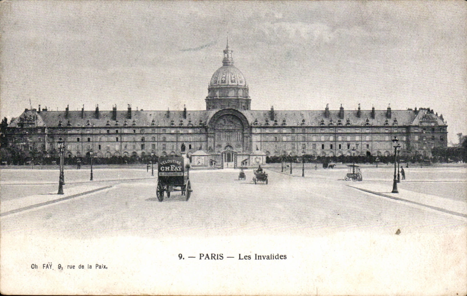 CPM Paris Les Invalides