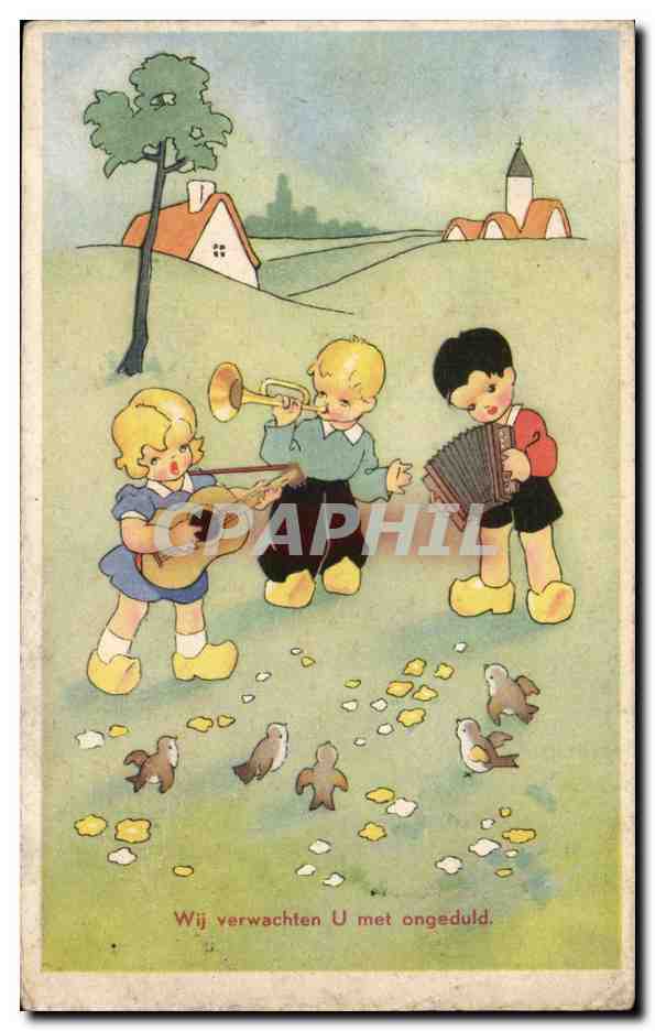CPA Enfants accordeon trompette et guitare