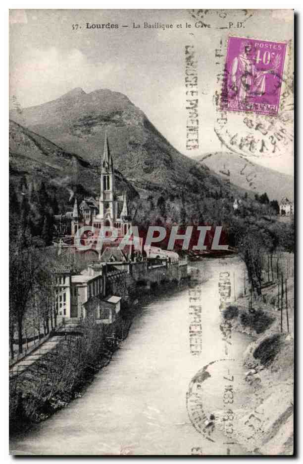 Lourdes CPA La basilique et le Gave