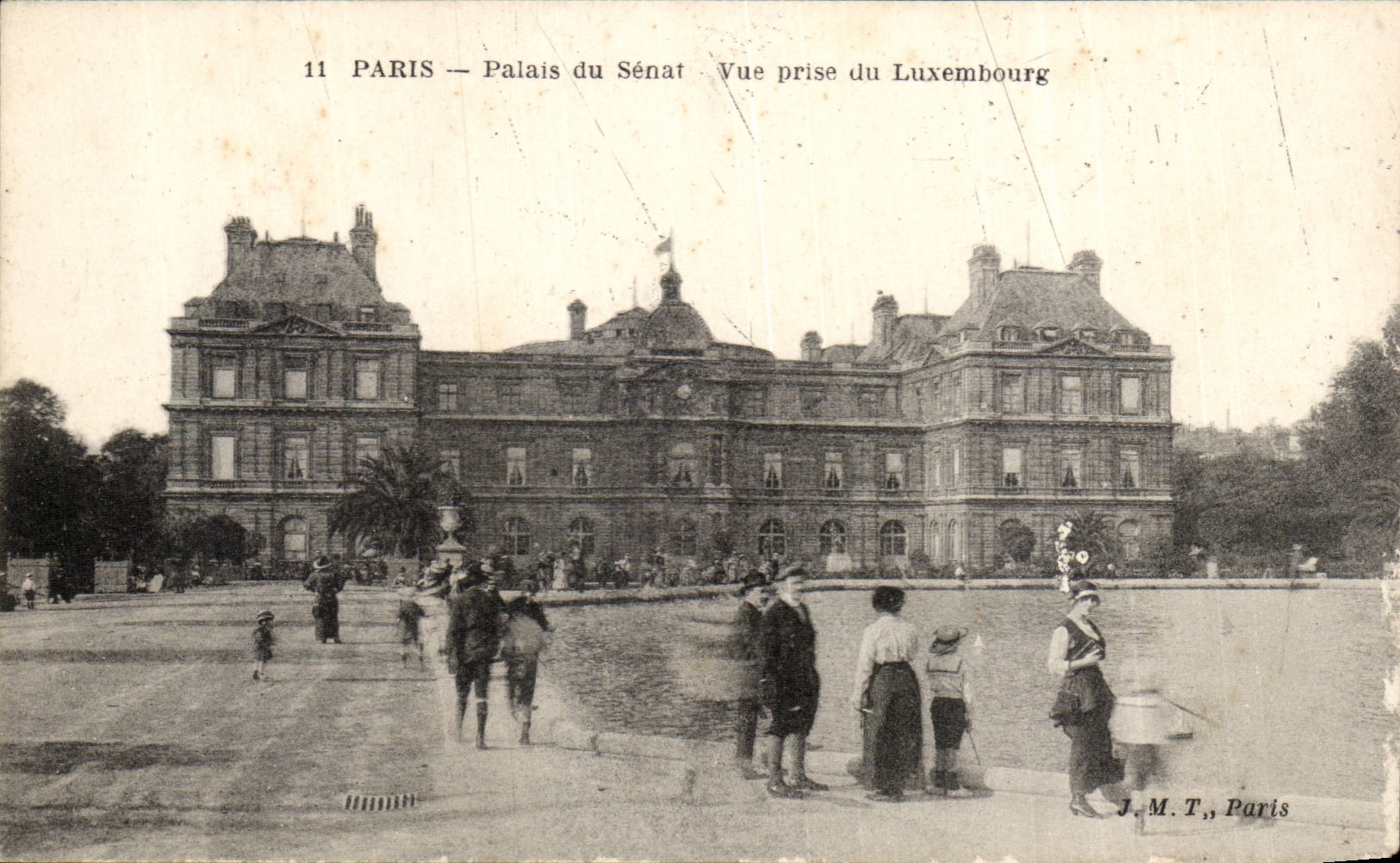 CPA Paris Vue prise du palais du Luxembourg ( enfants )