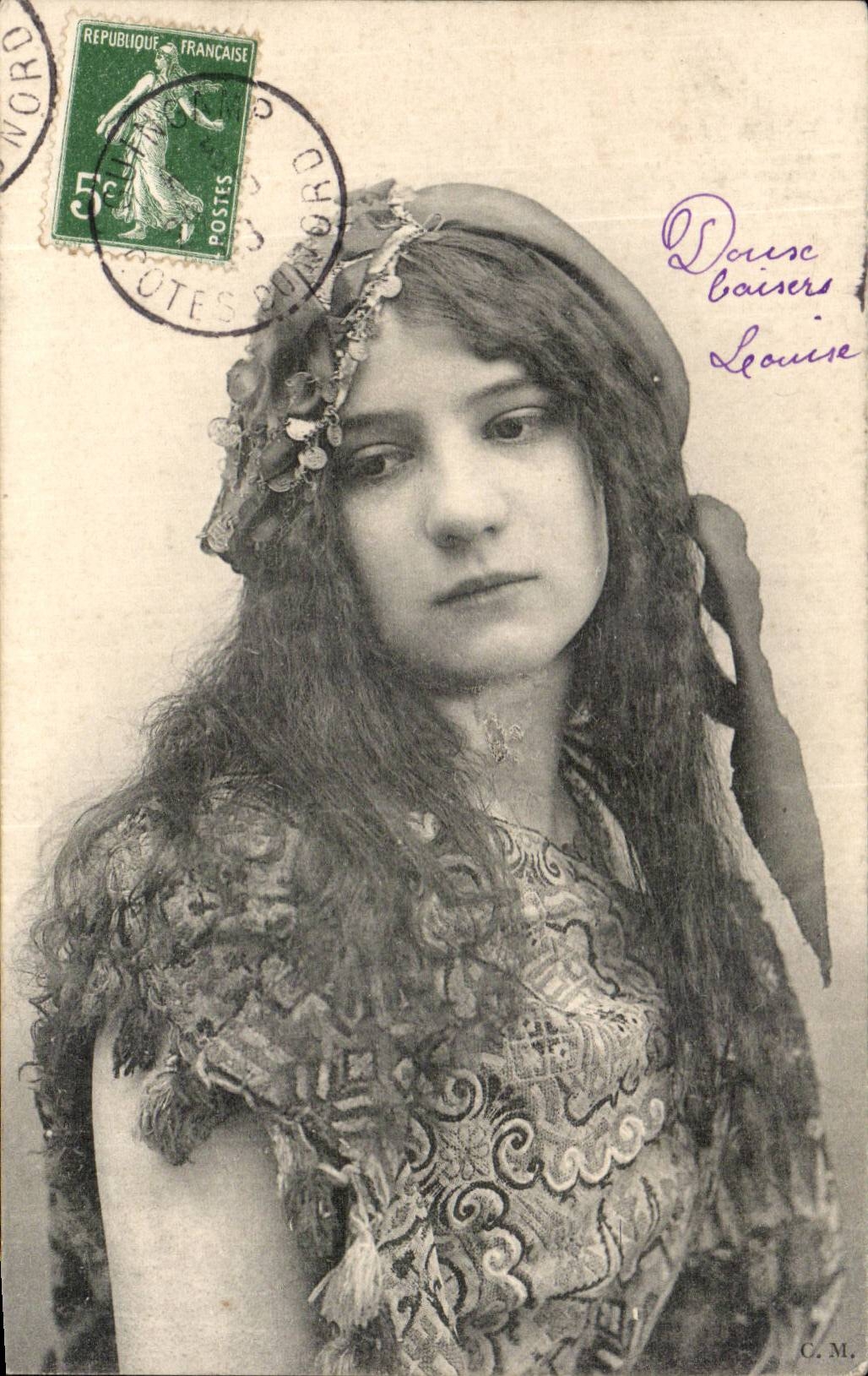 Joven mujer en traje oriental — C. M. — editor C. M. (verso)