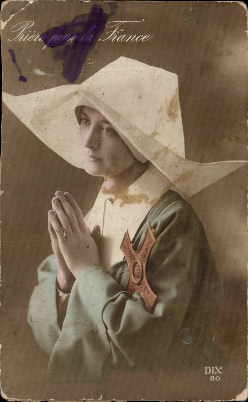 CPA Fantaisie Femme Religieuse Religion