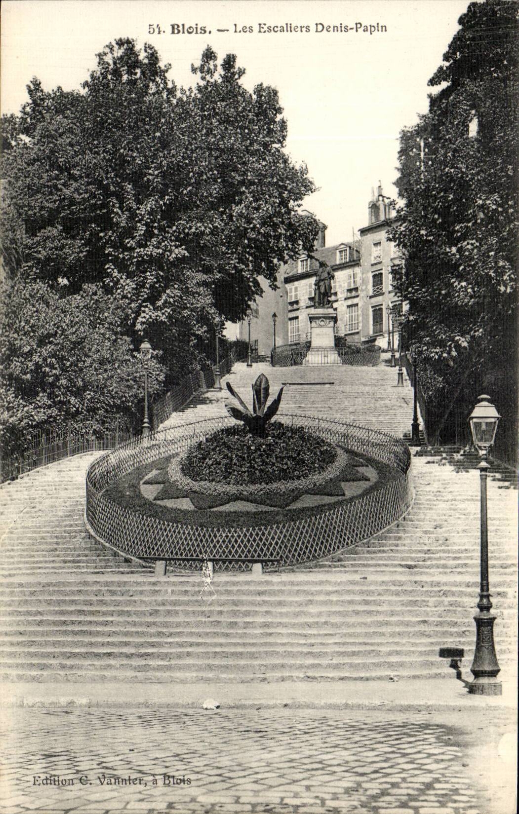 Blois — Les Escaliers Denis-Papin — Édition G. Vannier, à Blois