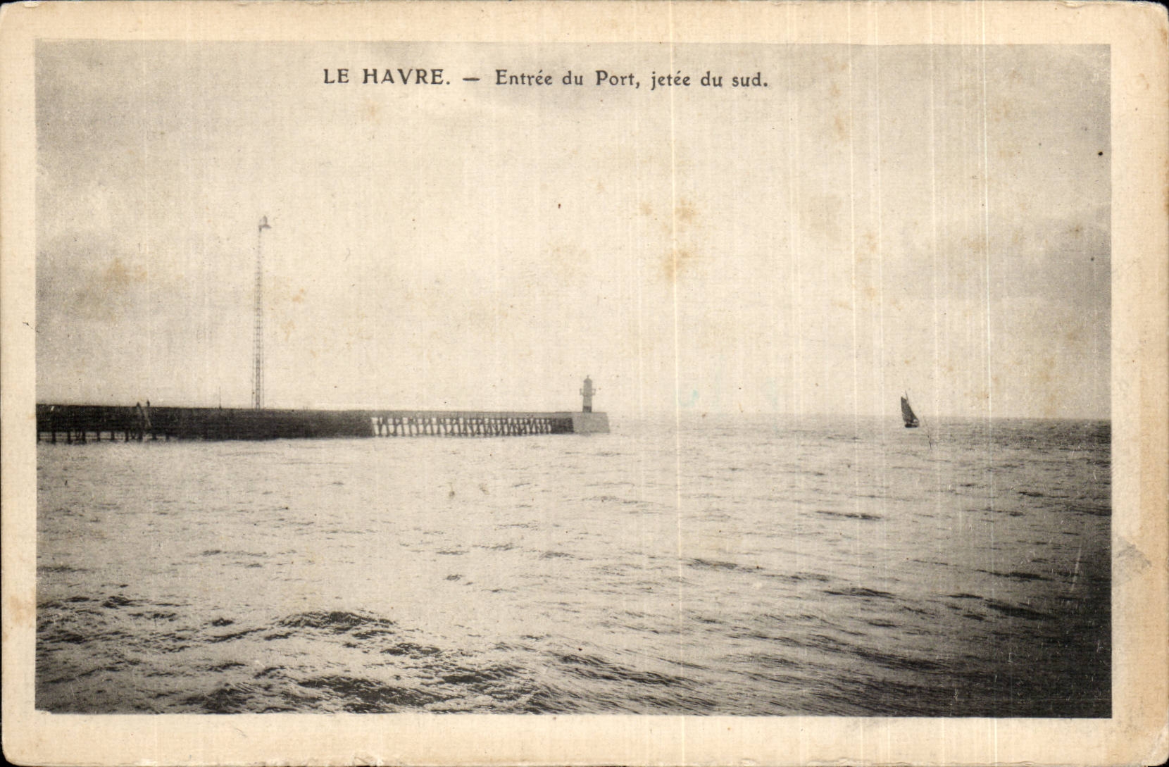 CPA Le Havre Entree du port Jetee du sud