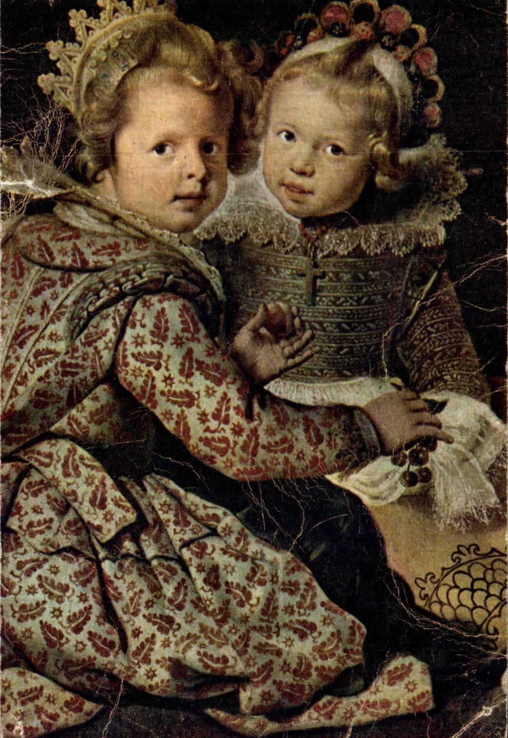 Deux enfants en costumes d'époque — Comité National de l'Enfance, n°4