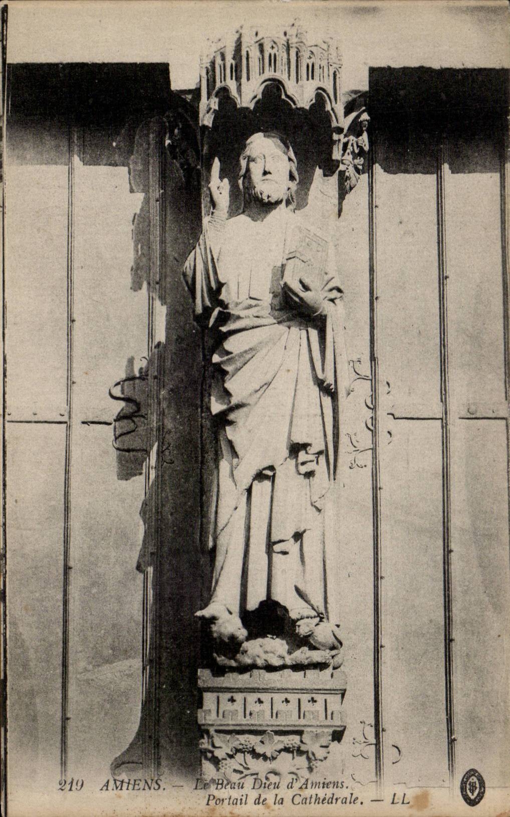 CPA Amiens Le beau dieu d'Amiens Portail de la cathedrale