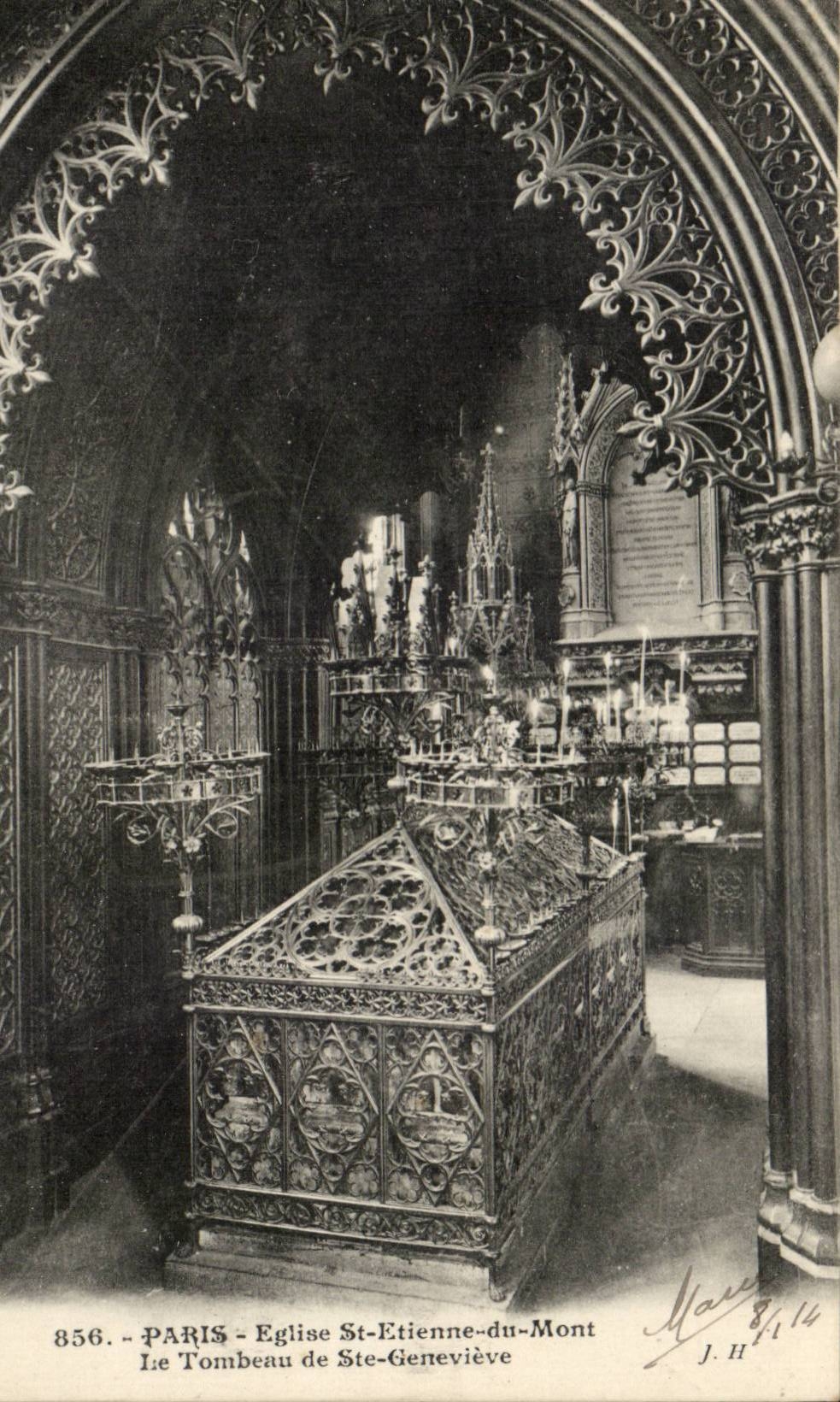 Paris CPA Eglise St Etienne du Mont Le tombeau de Ste GEnevieve