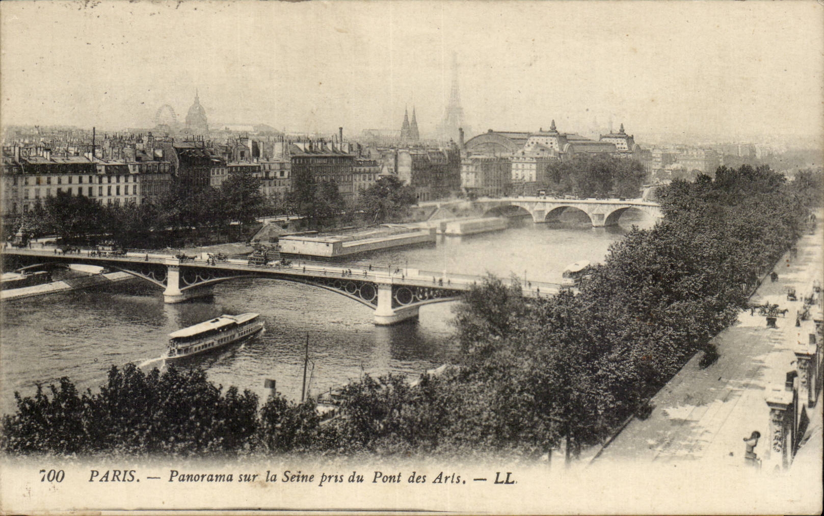 Paris CPA Panorama sur la SEine pris du pont des Arts Tour Eiffel