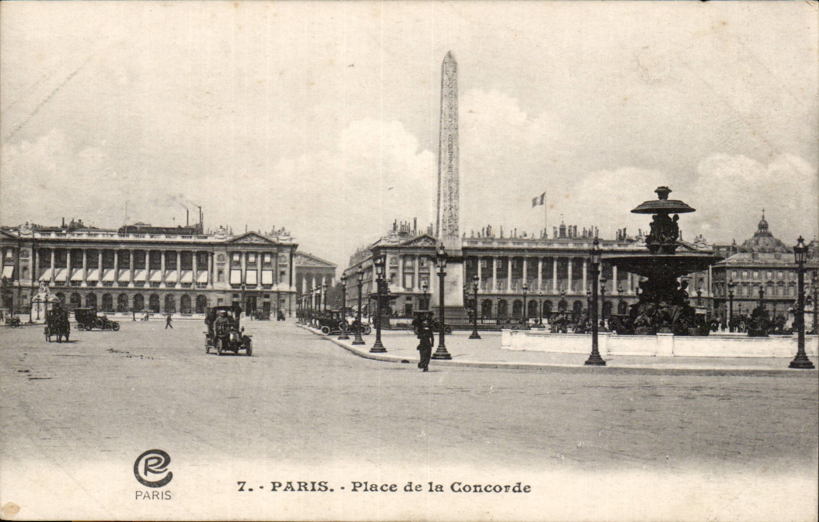 Paris CPA Place de la Concorde