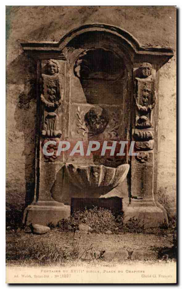 CPA Saint Die Fontaine du 18eme Place du chapitre