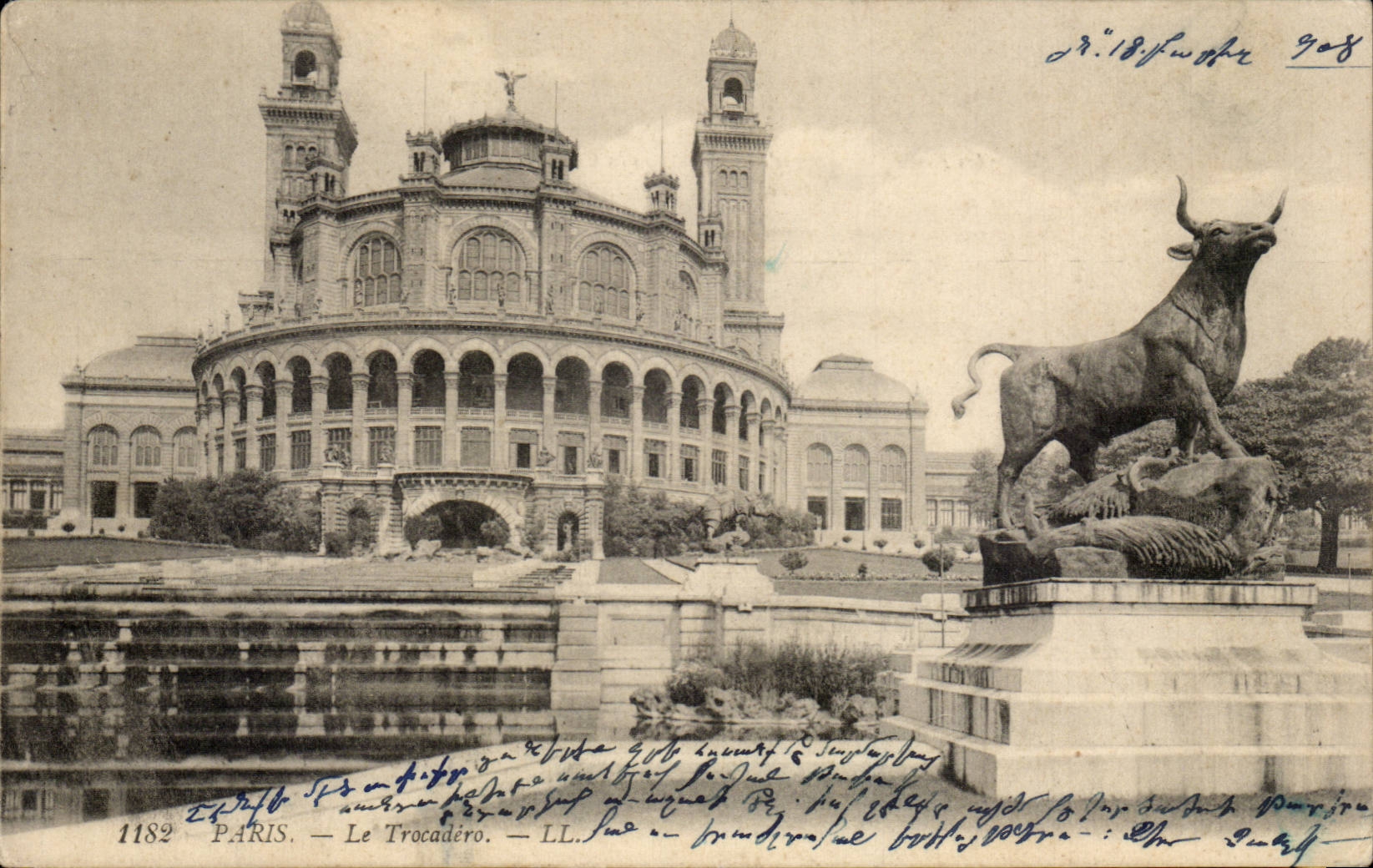 Paris CPA Trocadero Lion Taureau Bull