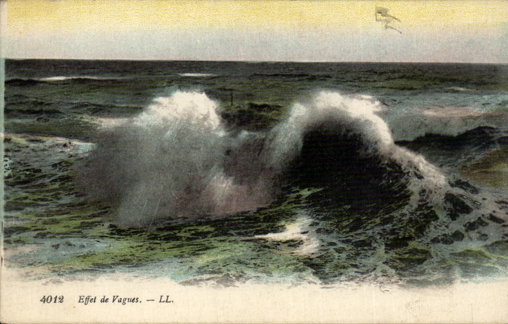 CPA Fantaisie Effet de vagues