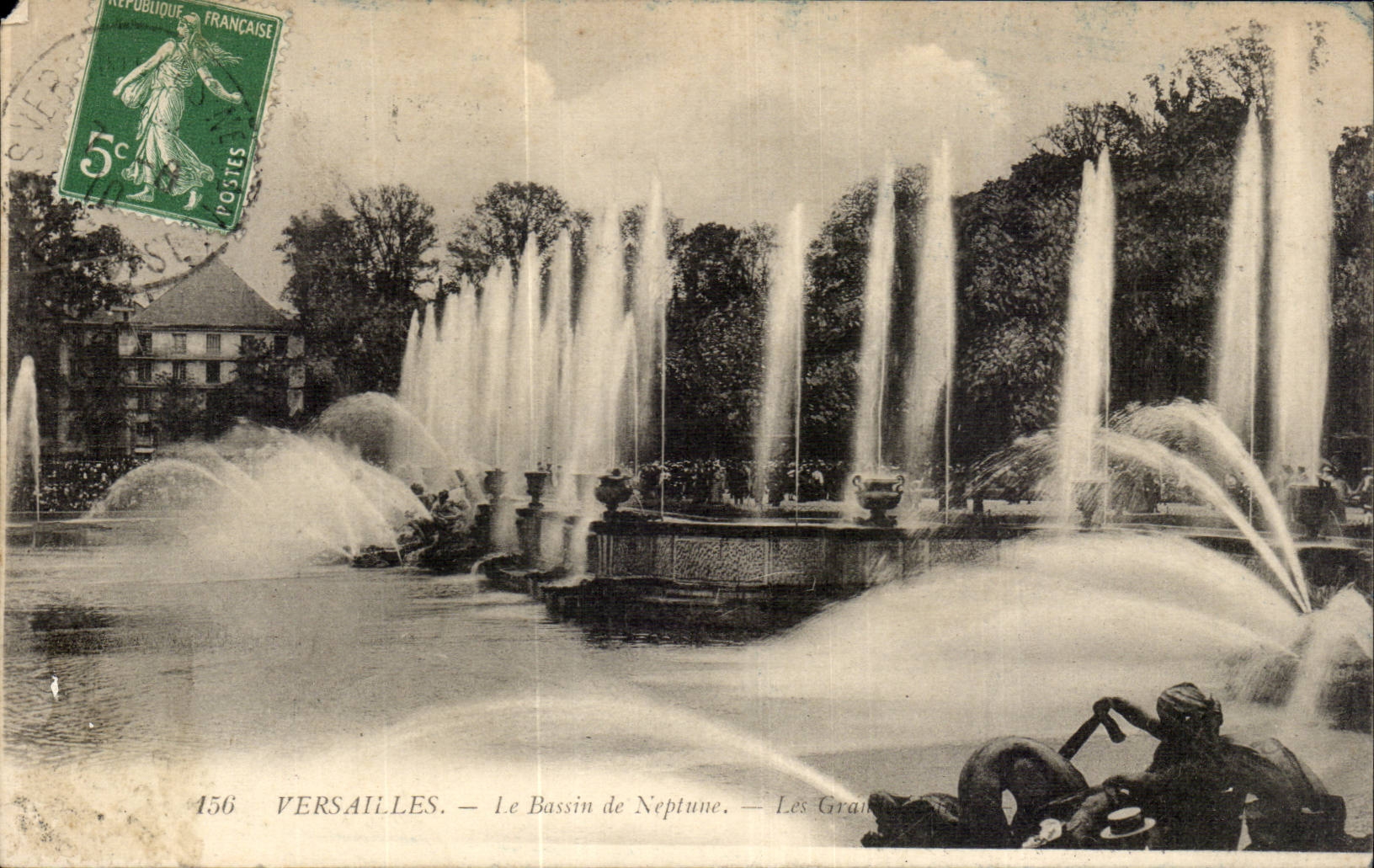 CPA Versailles Le bassin de Neptune Les grandes eaux