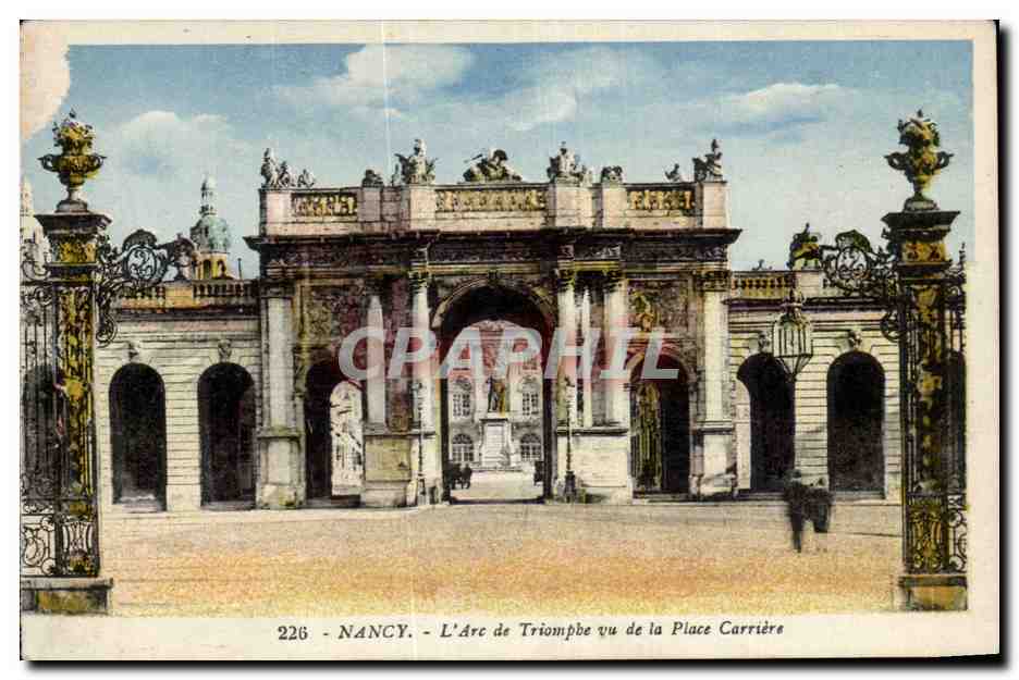 CPA Nancy Arc de triomphe vu de la place Carriere