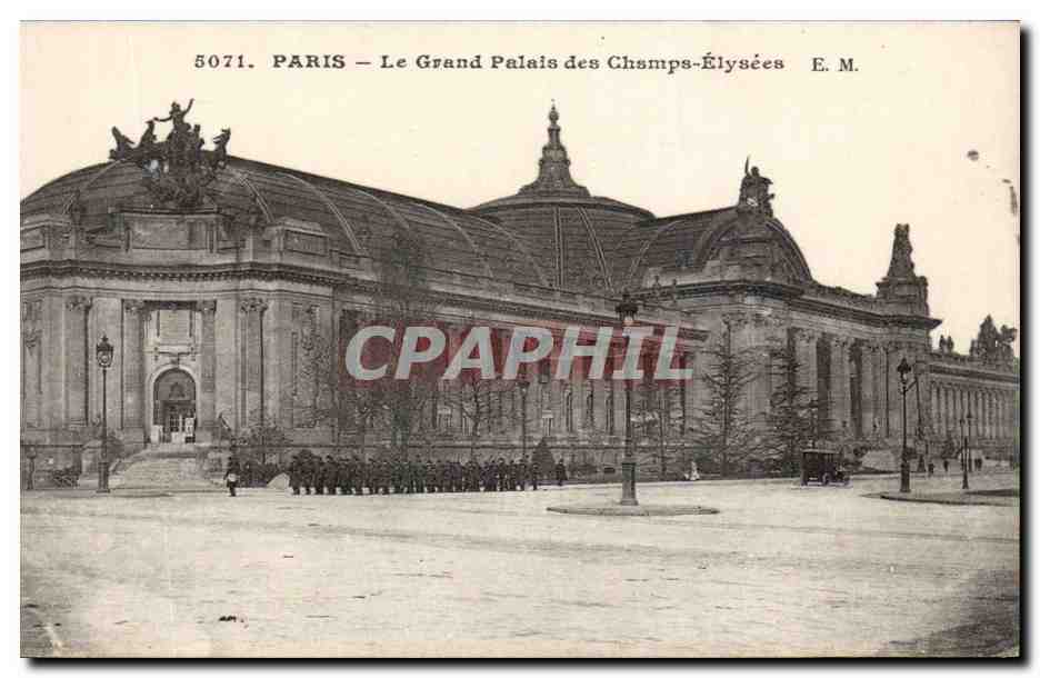 Paris CPA Le grand palais des Champs Elysees