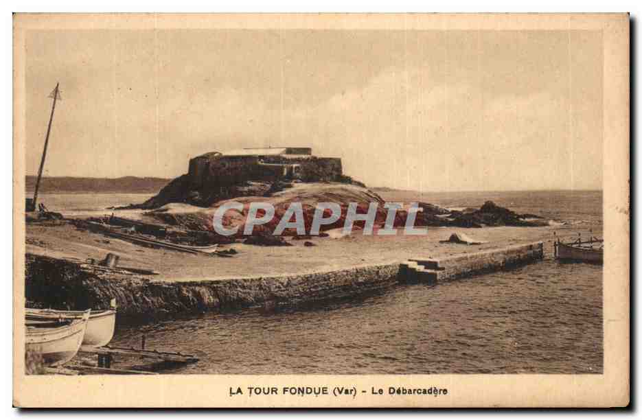 La Tour fondue CPA Le debarcadere