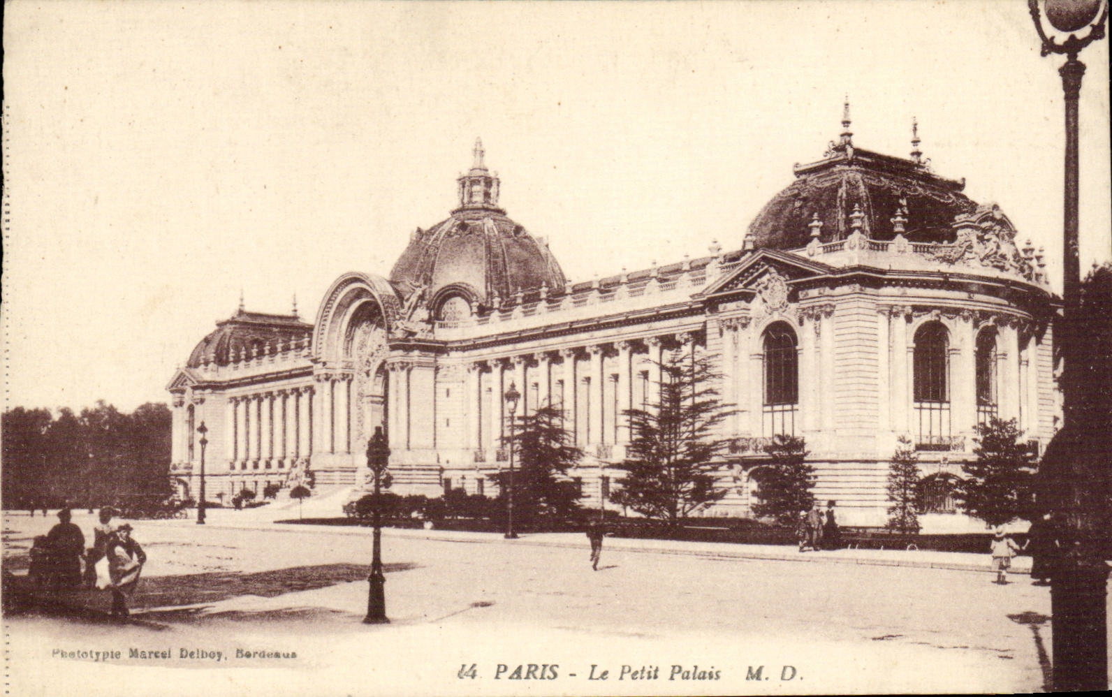 Paris CPA Le grand palais