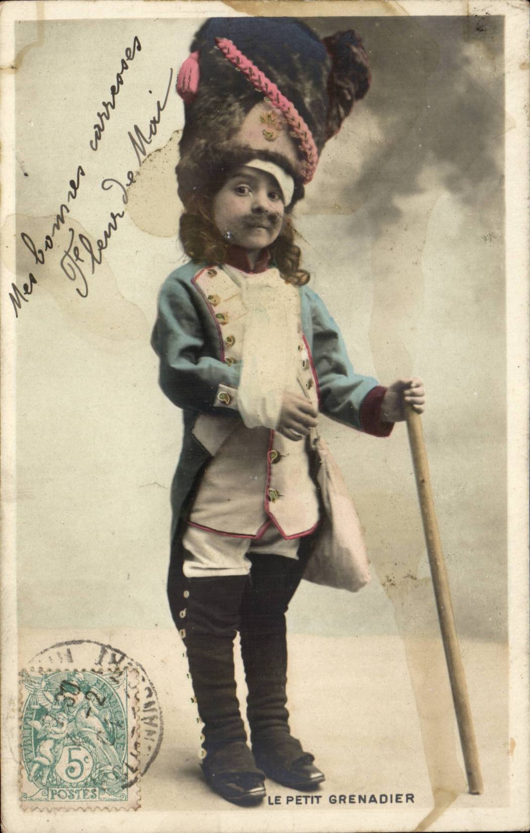 CPA Fantaisie Enfant Le petit grenadier