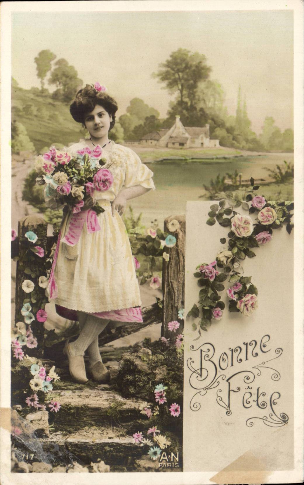 Jeune femme avec bouquet de roses — scène bucolique — A.N. Paris, n°17