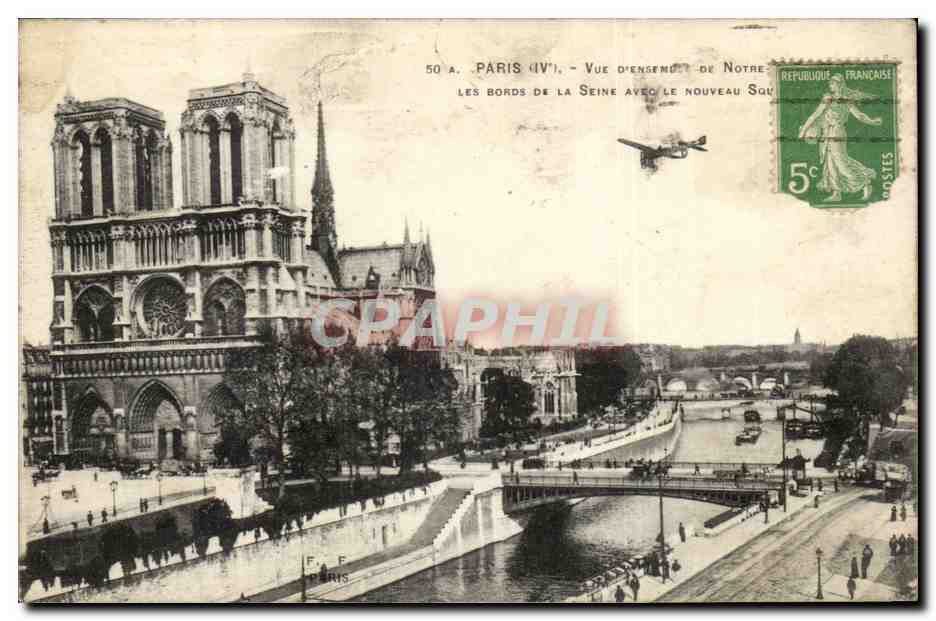 Paris CPA Vue d'ensemble de Notre Dame Les bords de SEine Avion Aeroplane