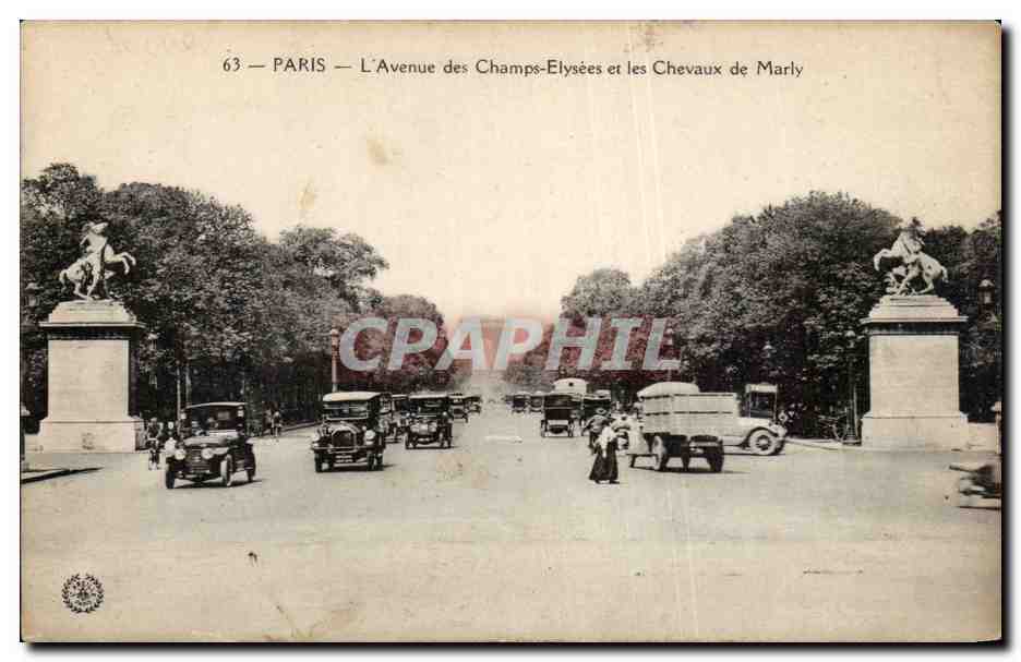 Paris CPA Avenue des Champs Elysees et les chevaux de Marly