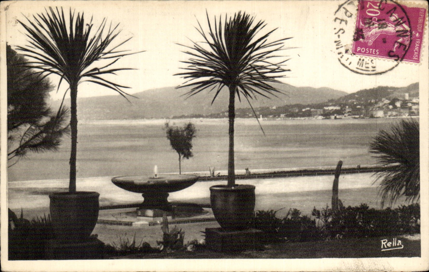 Cannes CPA DAns le jardin des Hesperides