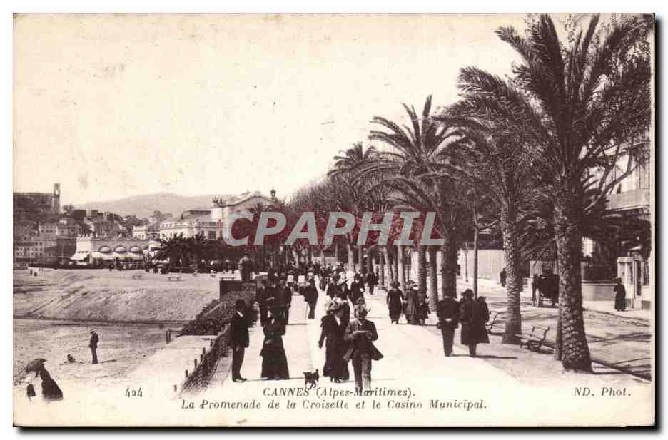 Cannes CPA La promenade de la croisette et le casino municipal