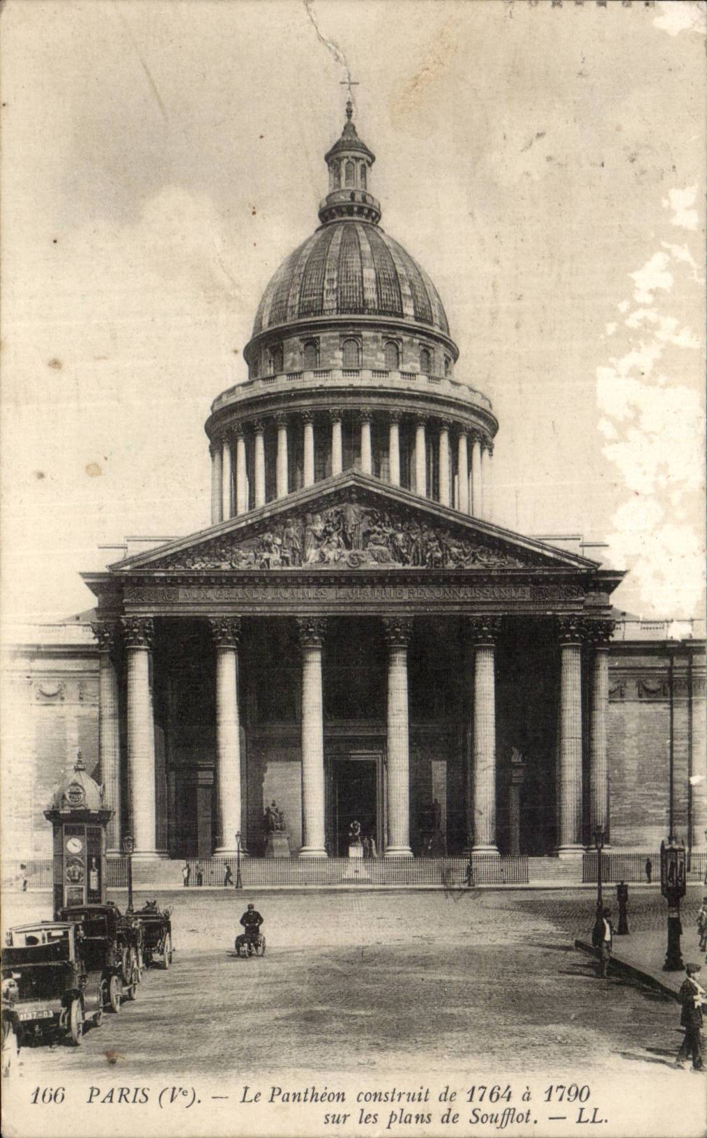 Paris (Vᵉ) — Le Panthéon construit de 1764 à 1790 sur les plans de Soufflot — LL.