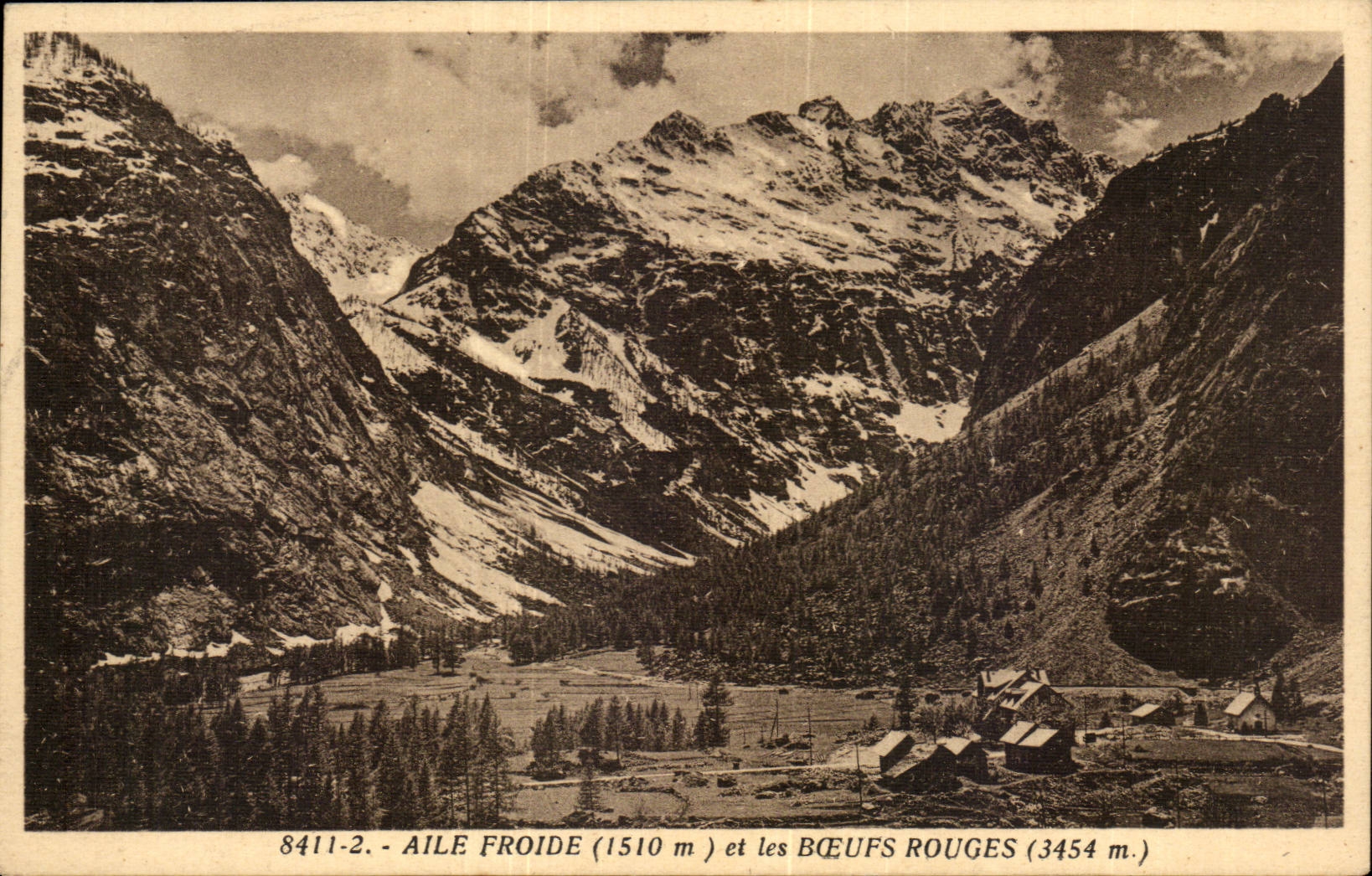 Aile Froide (1510 m) et les Bœufs Rouges (3454 m) — vue alpine — éditeur La Fronche, n° 8411-2