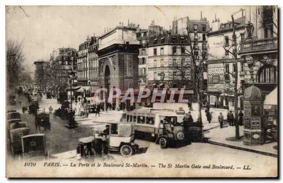 Paris CPA La porte et le boulevard St Martin