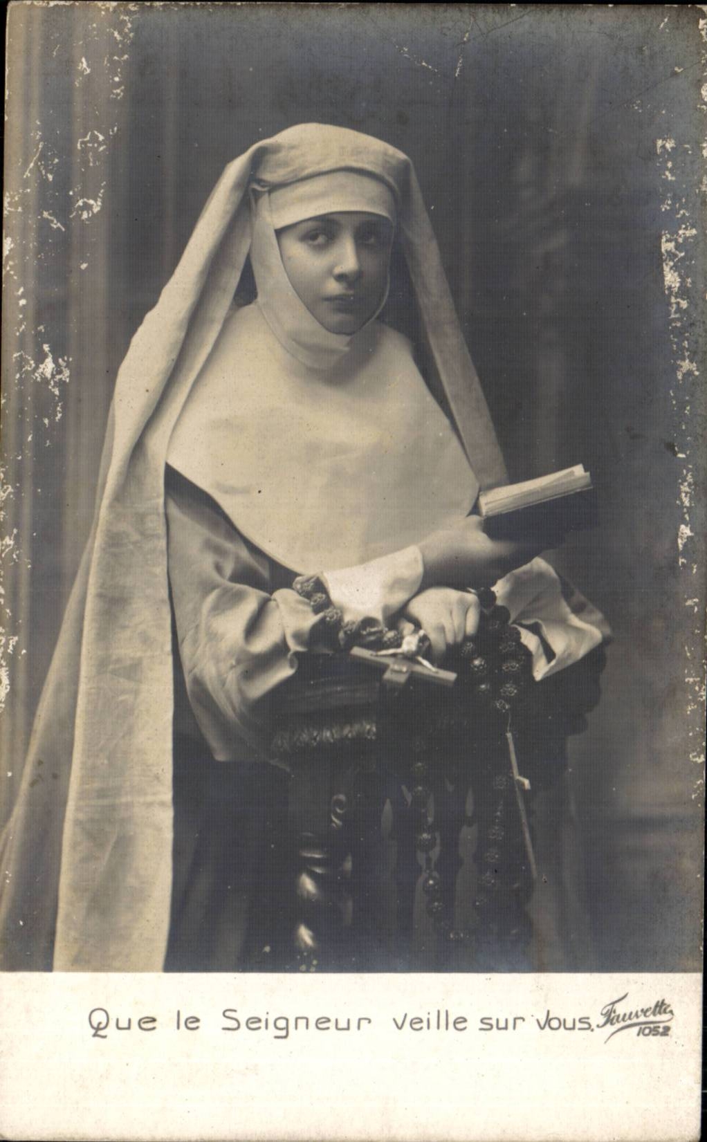 CPA Religieuse Que le seigneur veille sur vous
