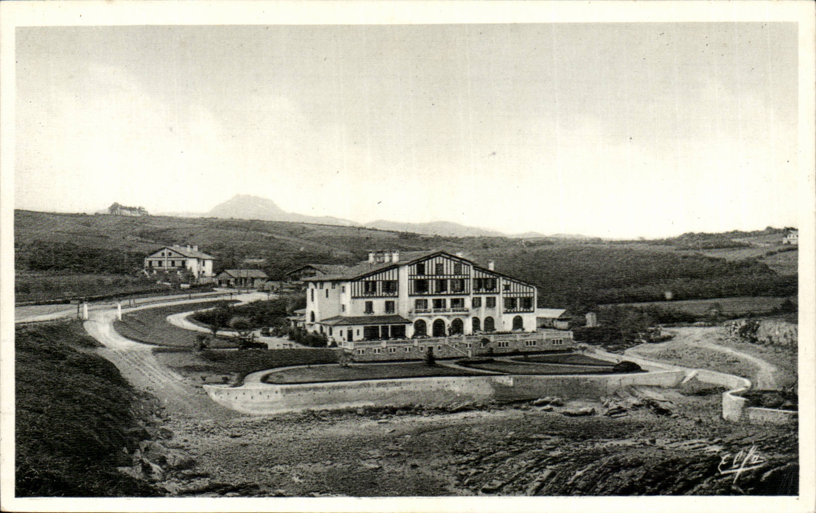 Hendaye CPM Ensemble sur Haiciabia et son site enchanteur