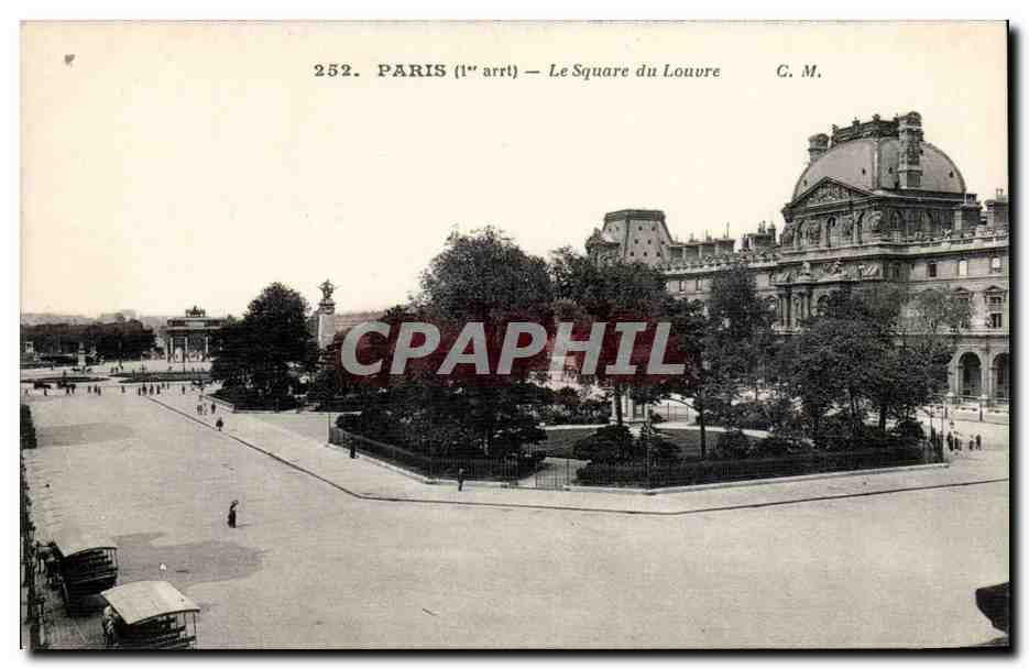 Paris CPA Square du Louvre