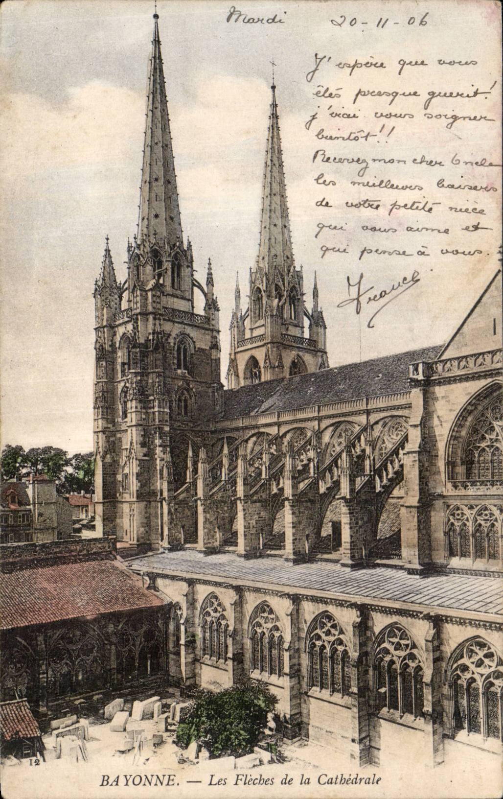 Bayonne CPA Les fleches de la cathedrale
