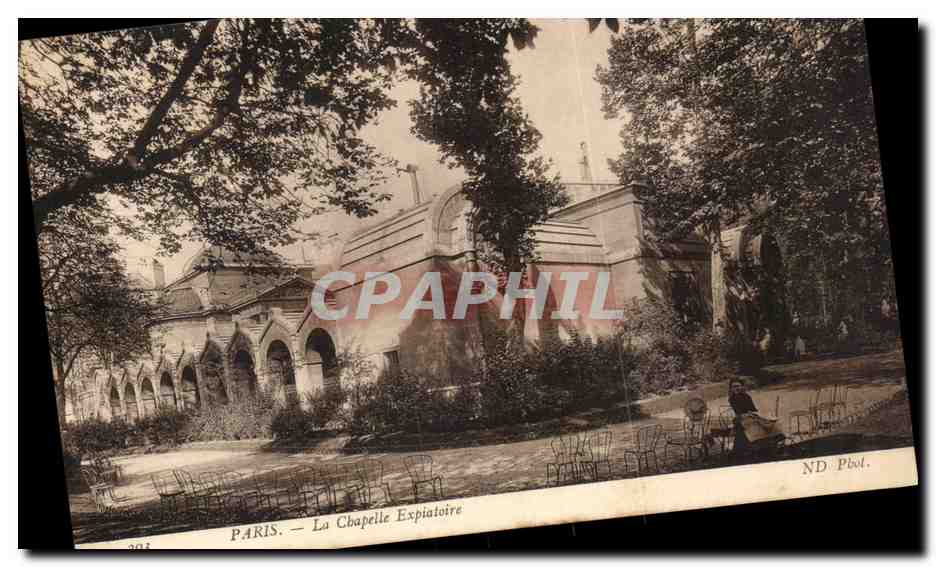Paris CPA la chapelle expiatoire