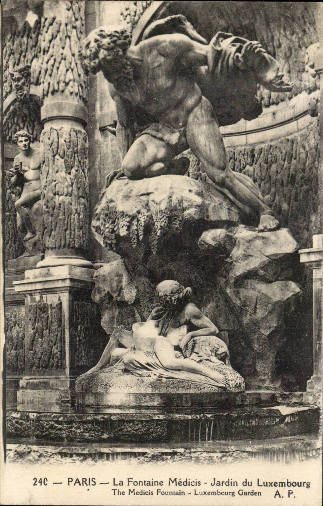Paris CPA Fontaine medicis Jardin du Luxembourg
