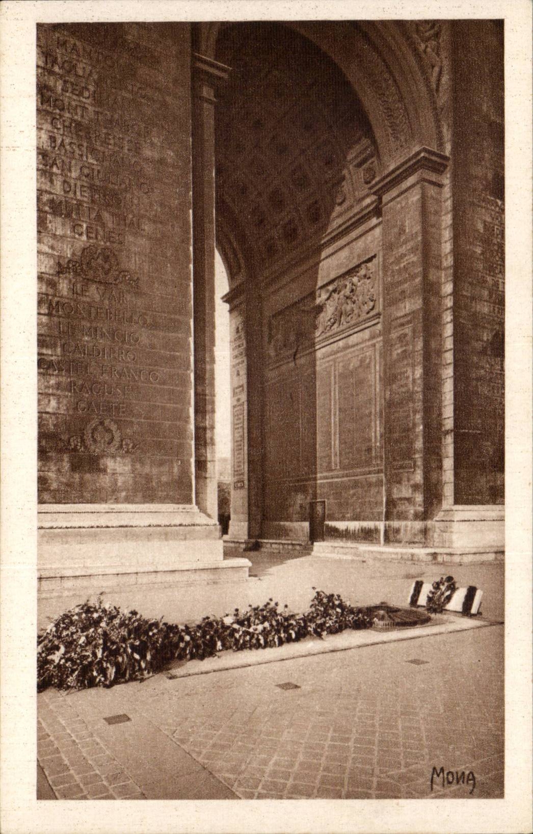 Paris CPA Tombe du soldat inconnu sous l'arc de triomphe