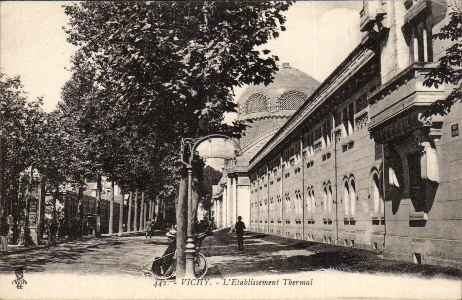 CPA Vichy L'etablissement thermal