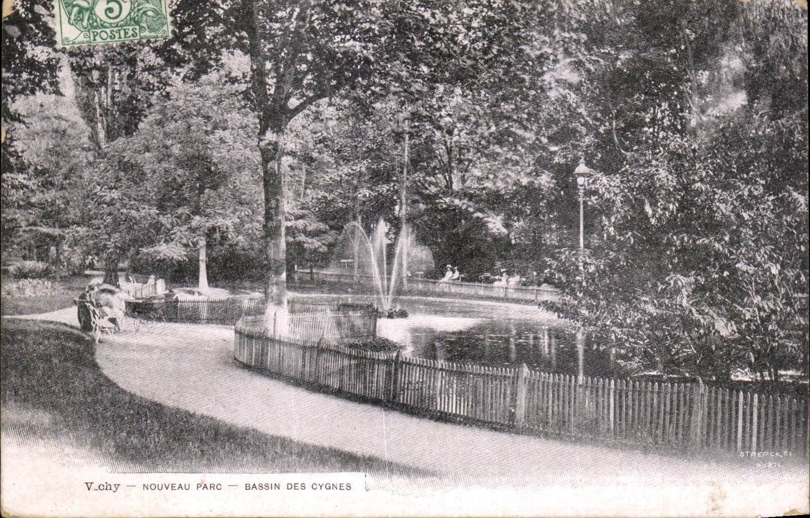 CPA Vichy Nouveau parc Bassin des cygnes