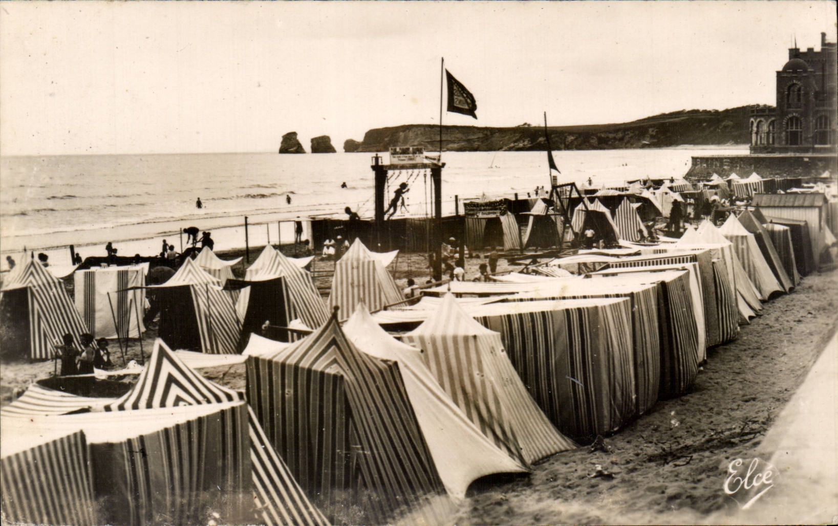 Hendaye CPA La plage et les deux jumeaux