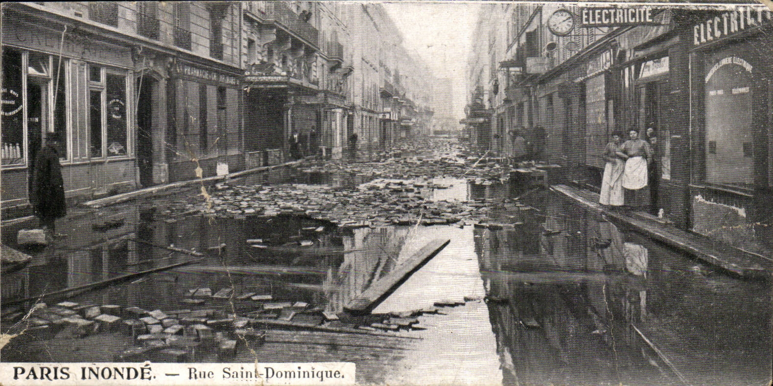 CPA Paris Paris inonde Rue Saint Dominique