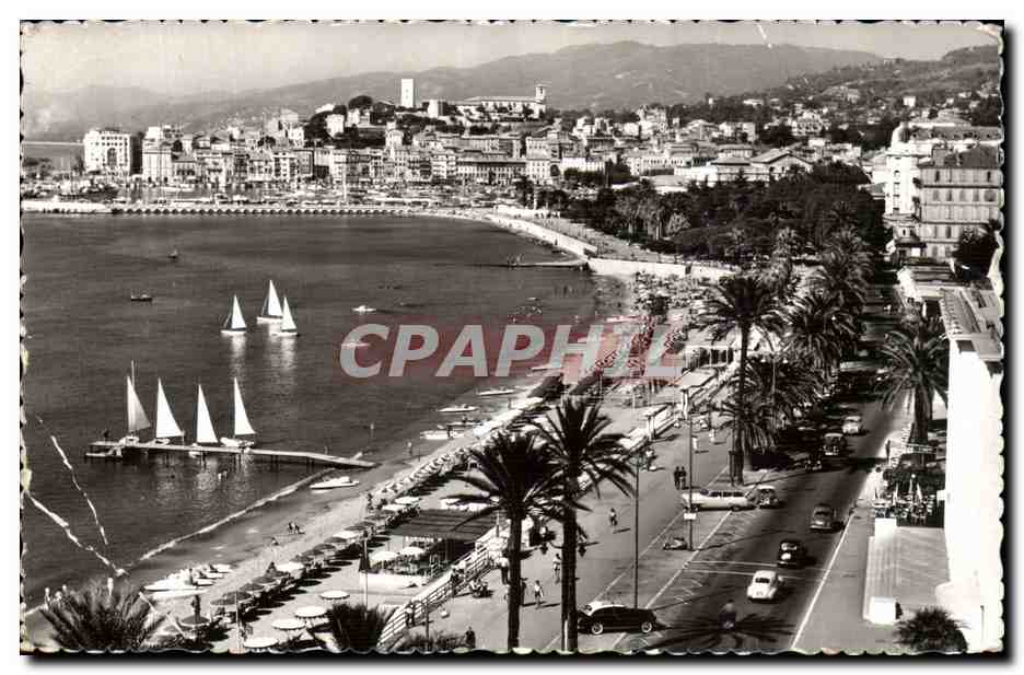 Cannes CPSM La plage de la croisette et le Suquet
