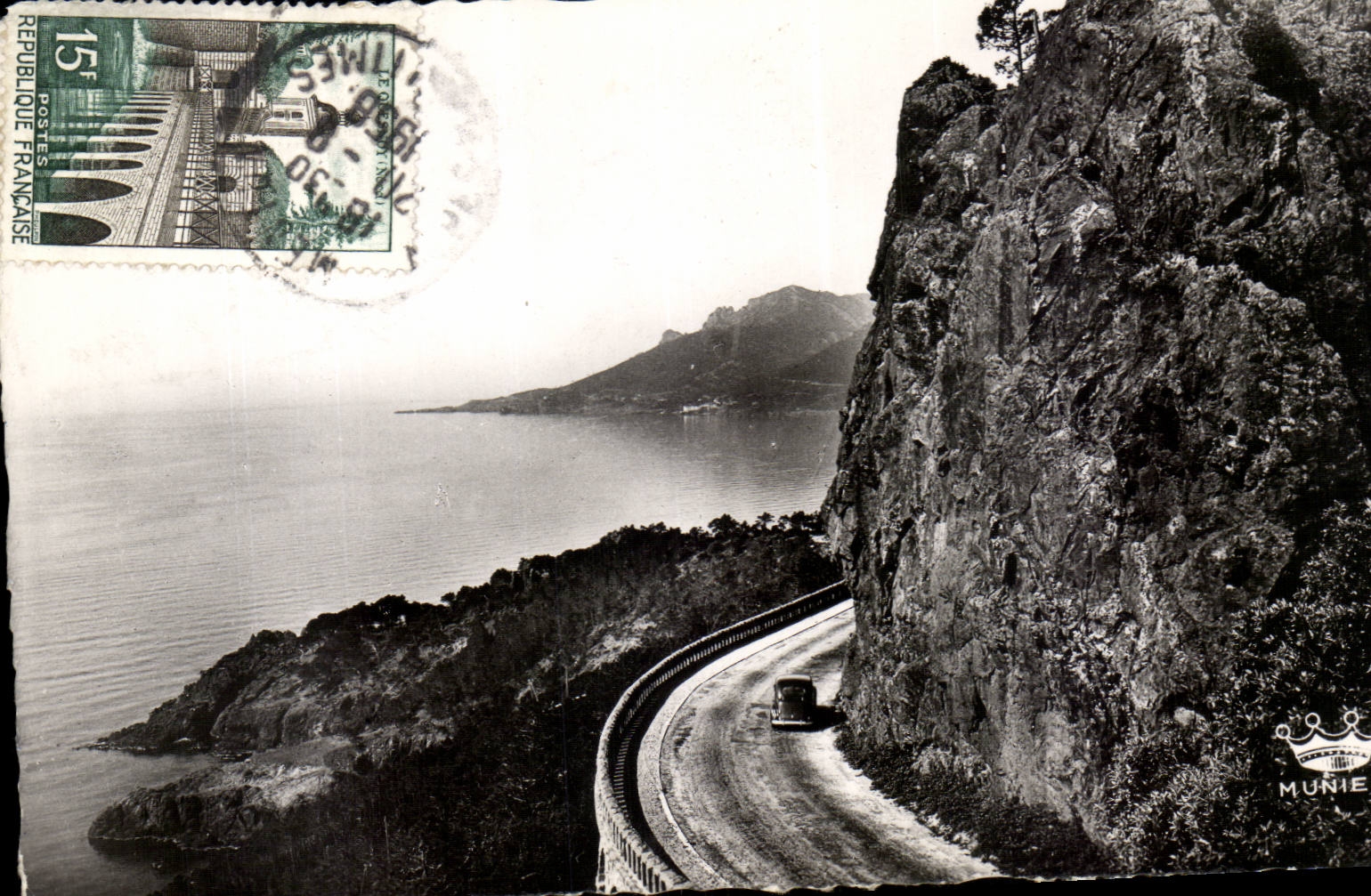 CPA Corniche d'or Route du bord de mer entre Theoule et le Trayas Cap Roux