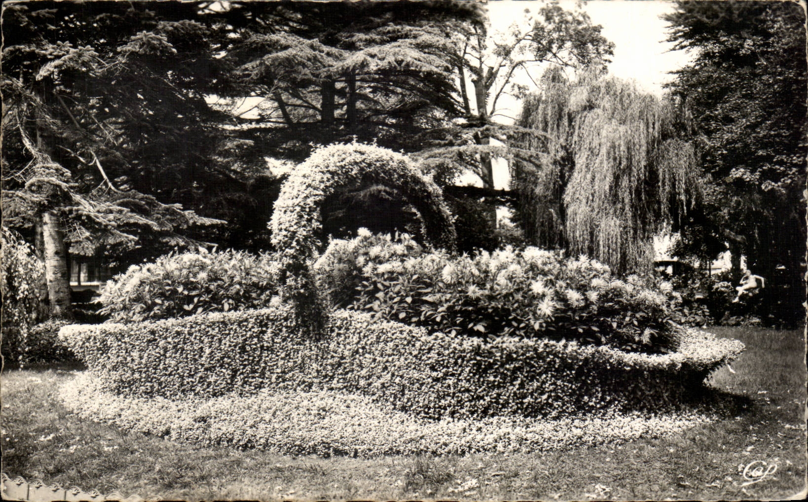 CPA Bayonne Le jardin public